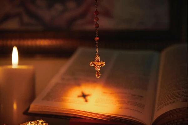 O Que é Espiritualidade Católica? Princípios e Práticas