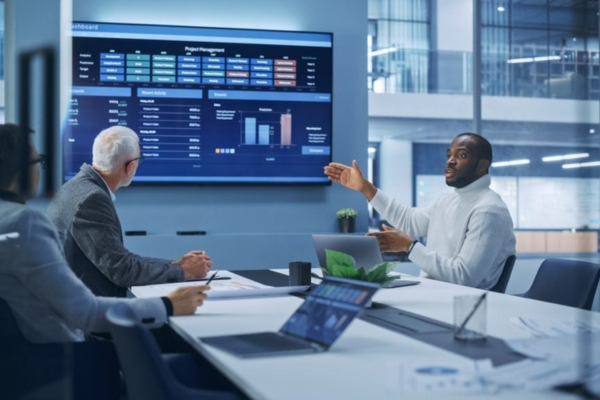 Notícias de Tecnologia Hoje: IA, Startups e Inovações